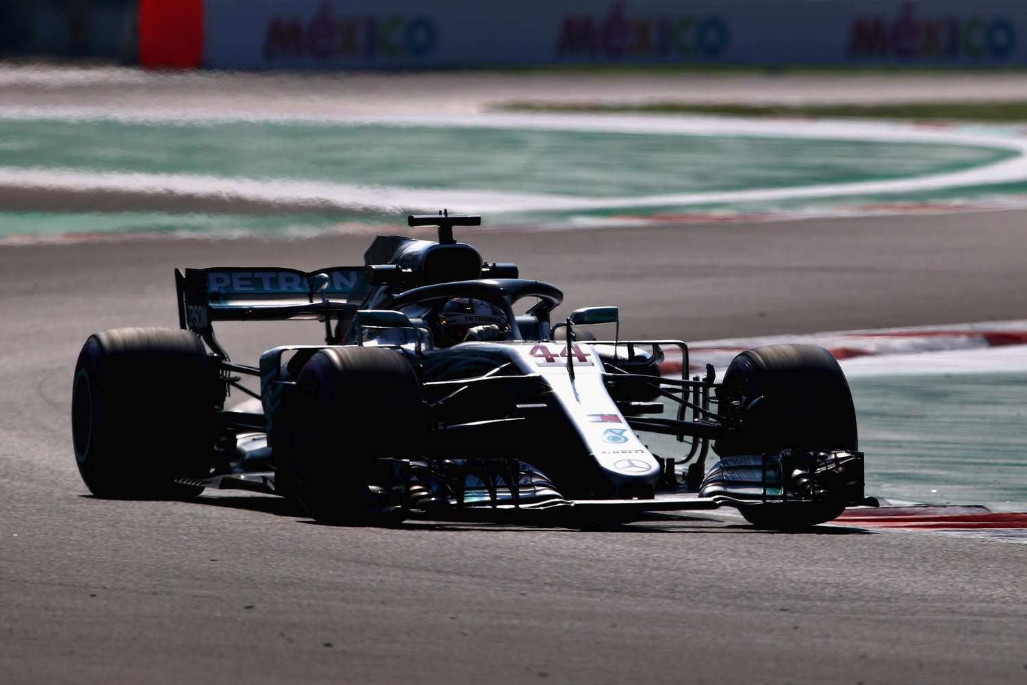 Verstappen dominó  los ensayos en México