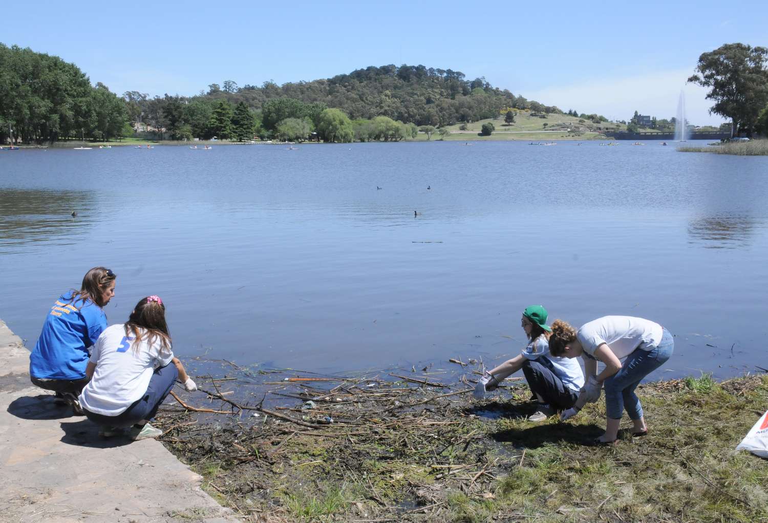 La 6ta jornada de limpieza del lago busca concientizar sobre el medioambiente