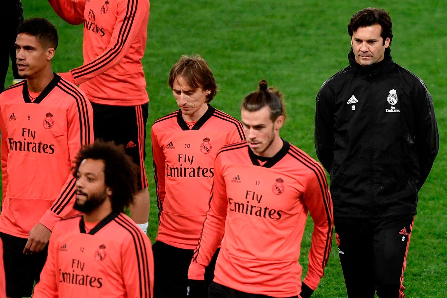 Real Madrid visita a Roma  para asegurar la clasificación