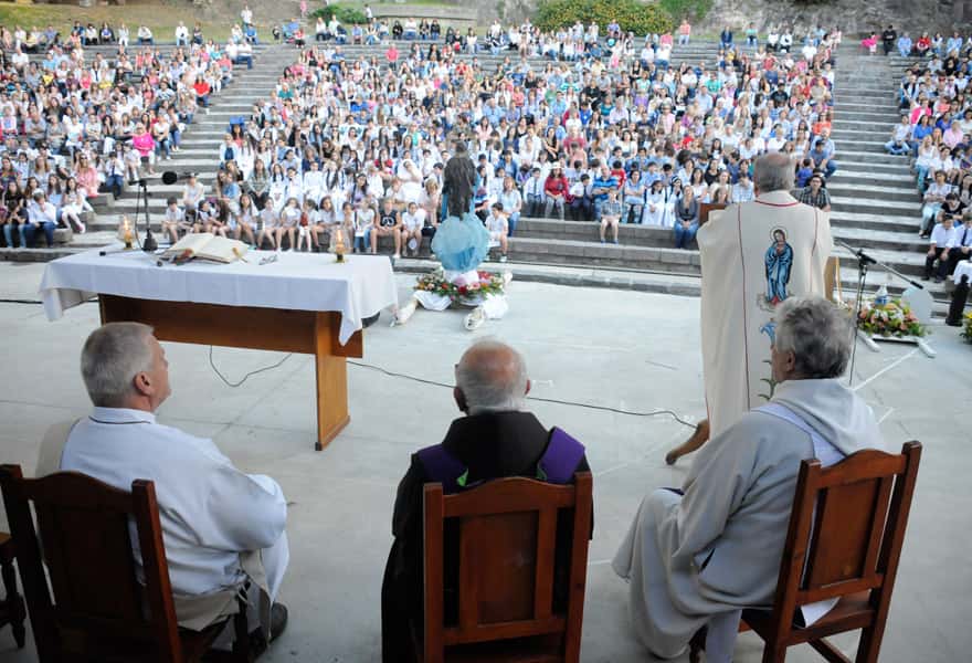 Con la procesión y la misa se celebró el día de la Inmaculada Concepción