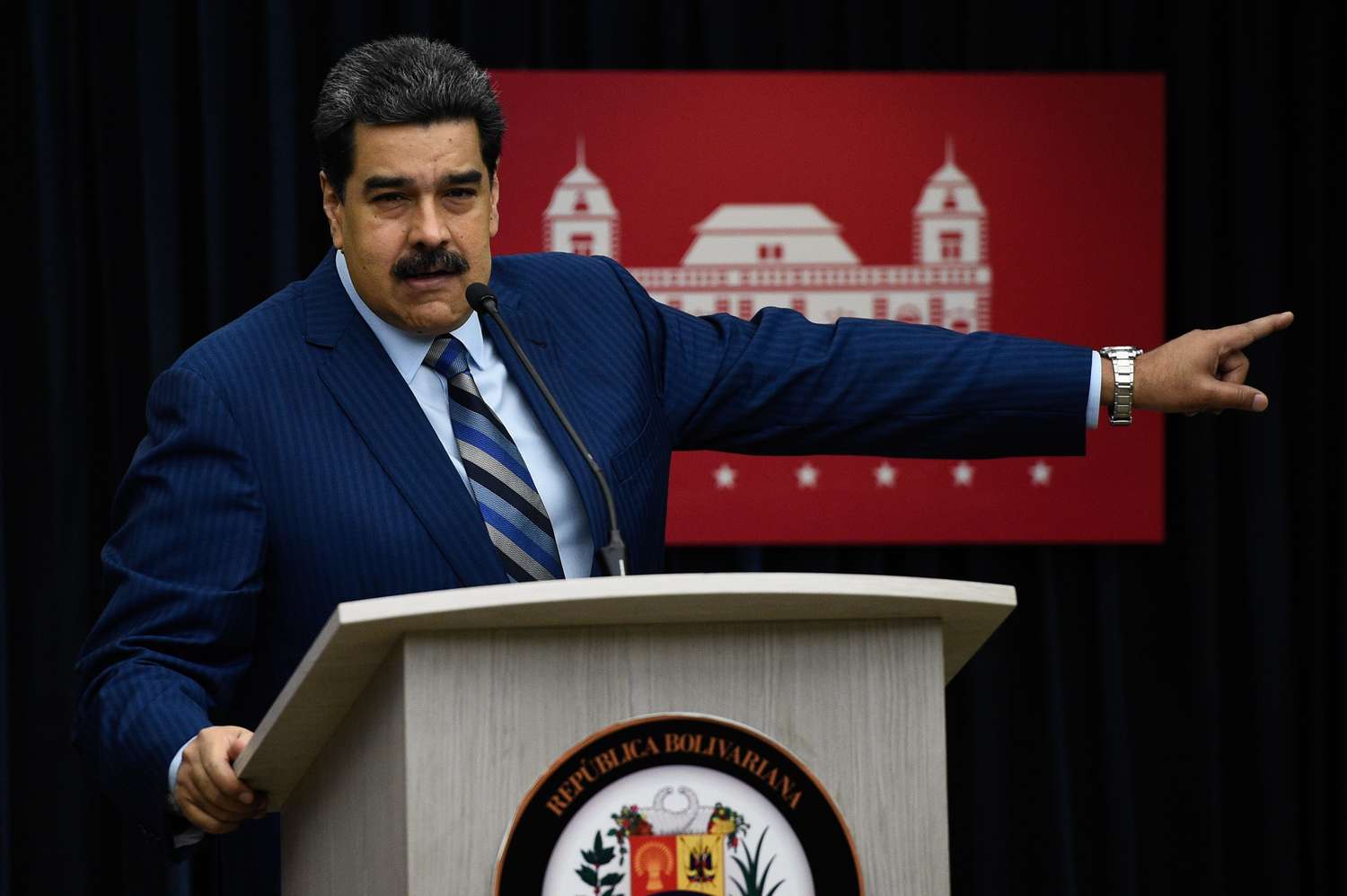 Maduro denunció un supuesto plan de Estados Unidos, Brasil y Colombia para derrocarlo