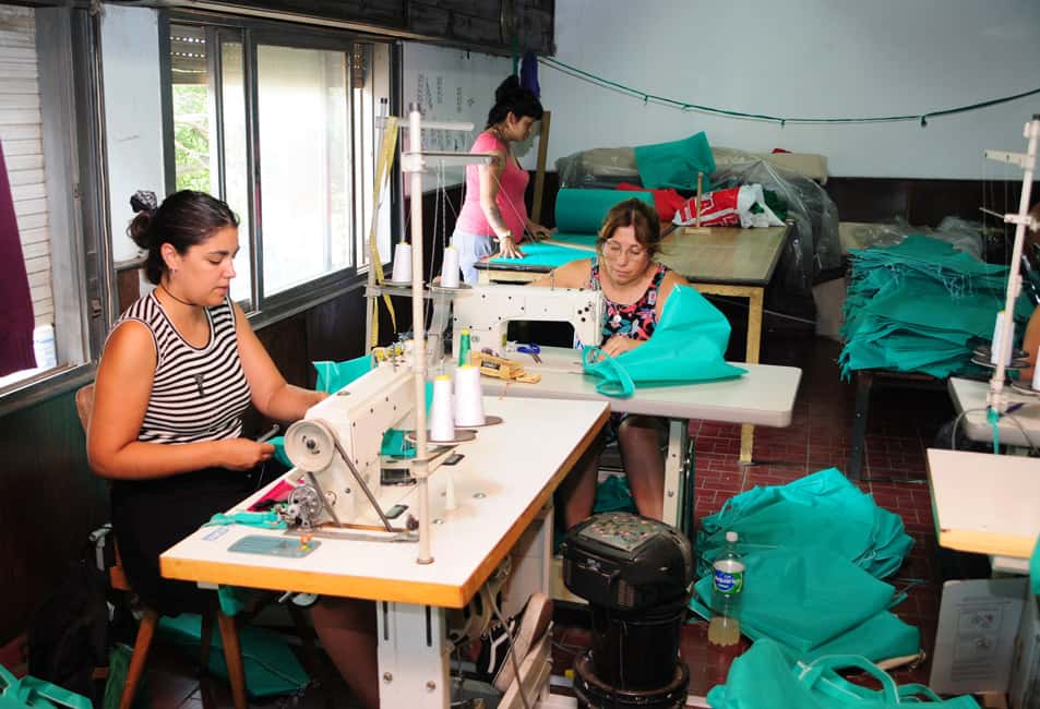 Coopeva, la cooperativa textil autogestionada por mujeres, ejemplo de emancipación y trabajo genuino