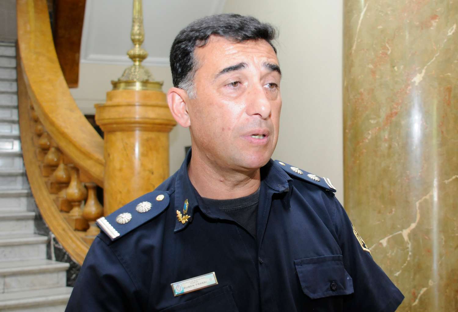 Rubén Frassi, con amplia trayectoria en la policía bonaerense en la ciudad, asumirá un cargo político.