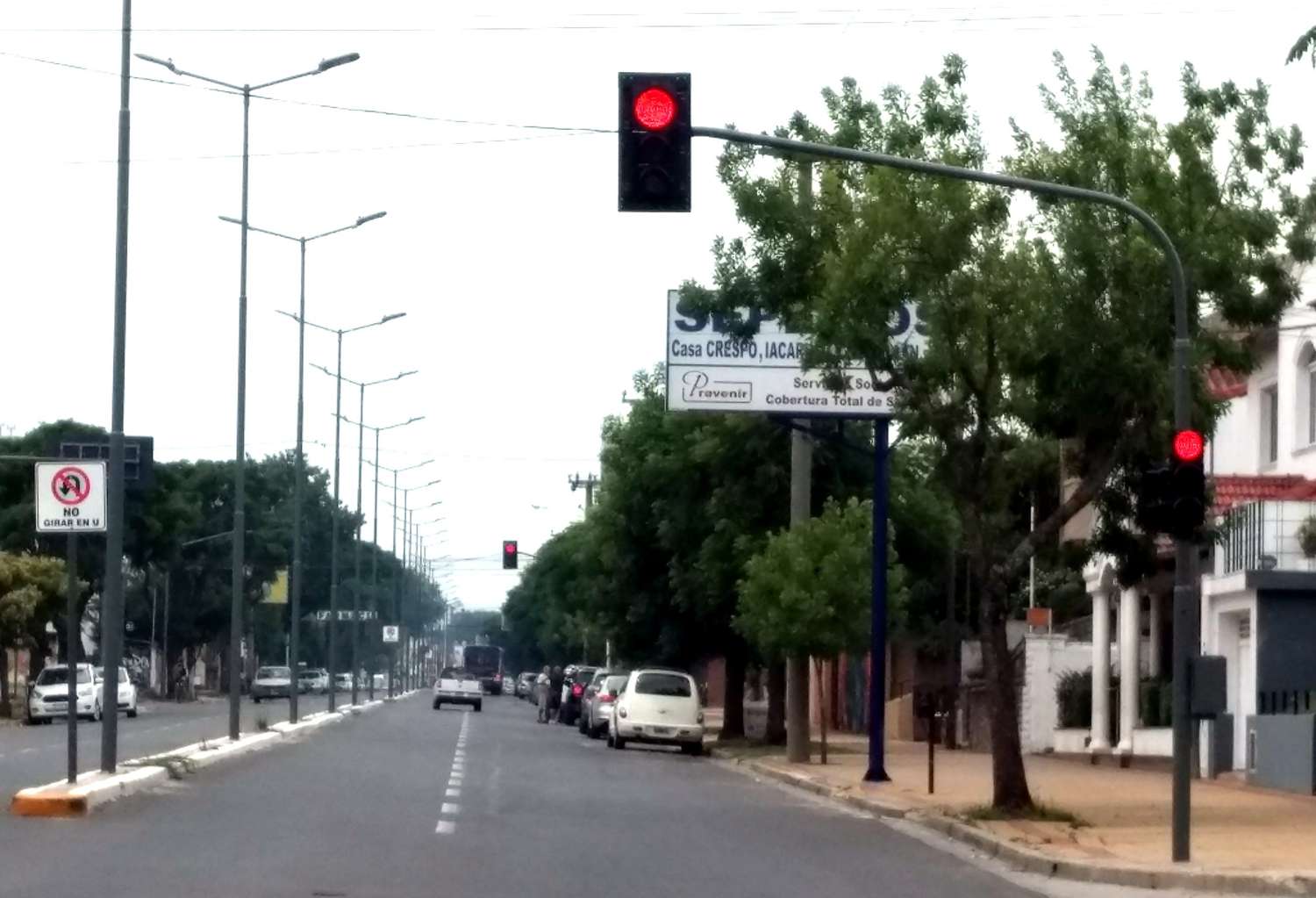 Nuevos semáforos en la avenida Avellaneda: uno sobre Montiel y el otro en Roca