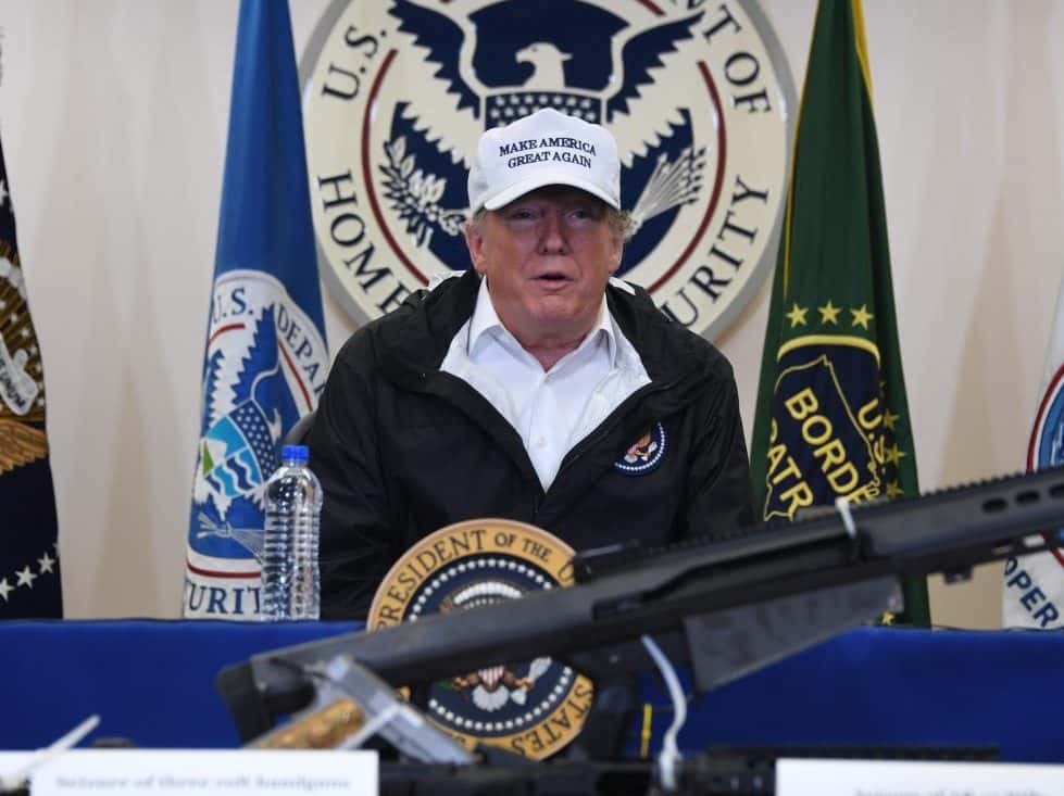 Trump advirtió que existe una crisis humanitaria en la frontera
