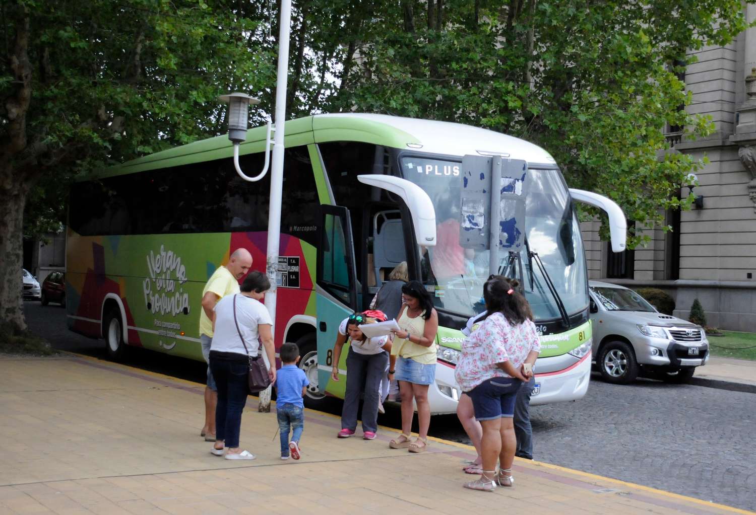 El Bus Itinerante de la Provincia salió  completo en su primera jornada en Tandil