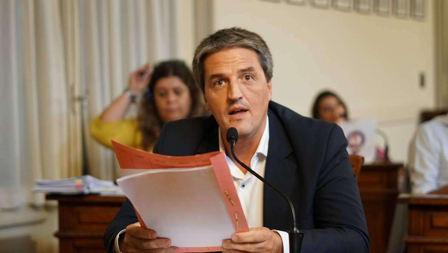 Nicolini reclamó una respuesta a su propuesta de suspender la suba del alumbrado