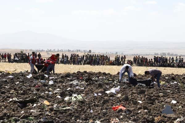 Un Boeing 737 de Ethiopian Airlines se precipitó y murieron los 157 ocupantes