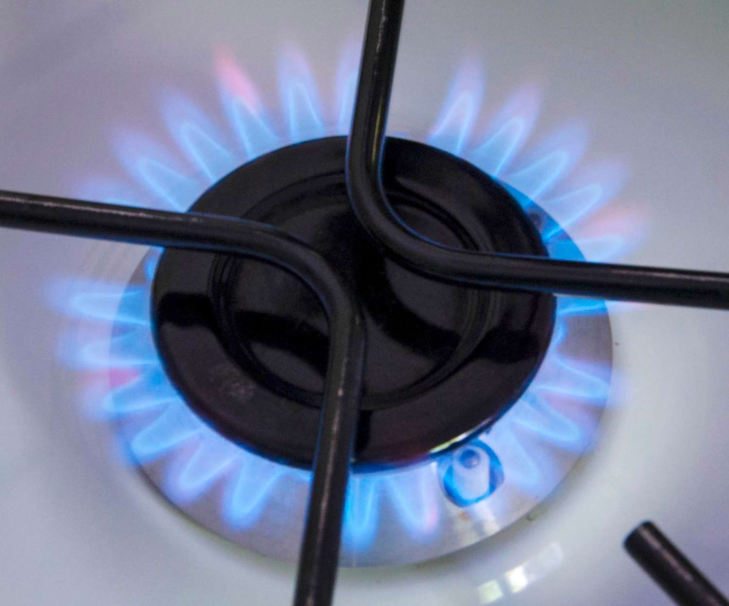 Advierten que tarifa de gas subirá cerca del 60 por ciento