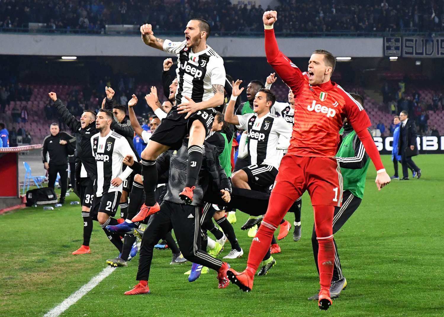 Juventus se escapó más con la victoria ante Napoli