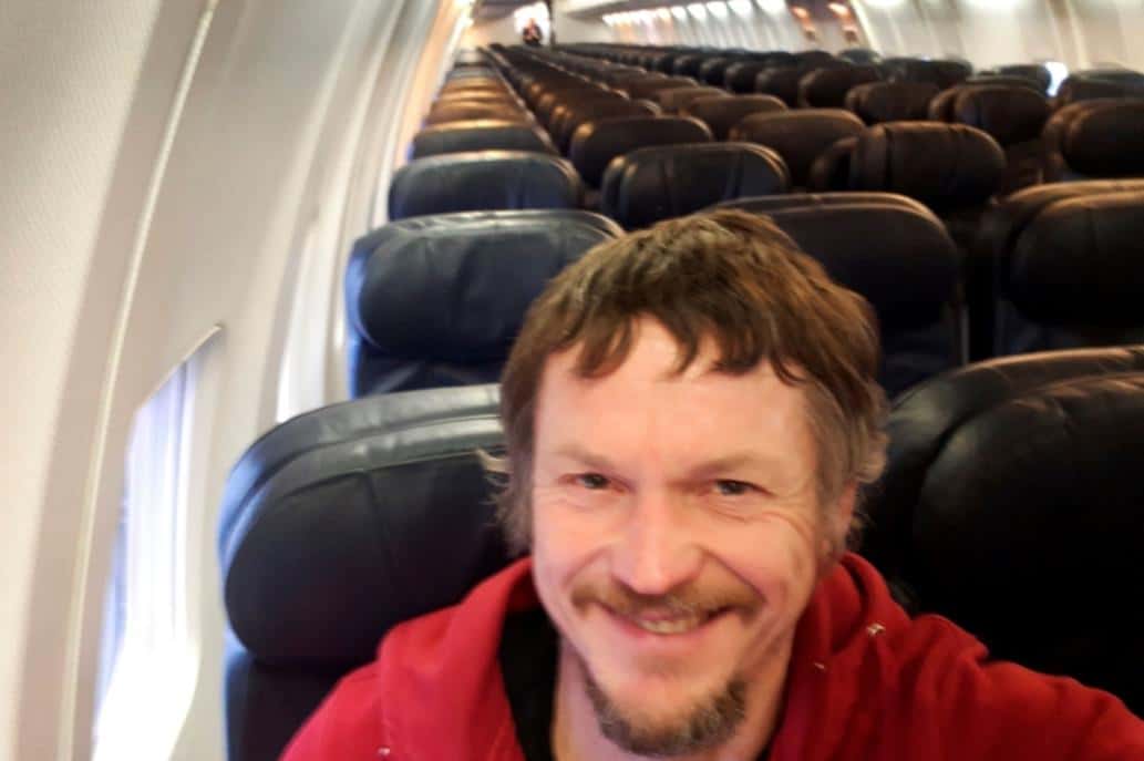 El increíble viaje del único pasajero que abordó un Boeing 737-800 rumbo a Italia