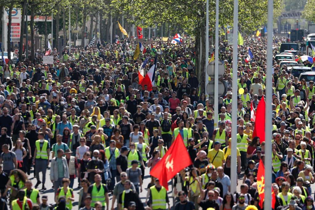Un gran despliegue policial limitó los disturbios de los chalecos amarillos en Francia