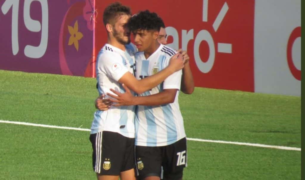 Argentina superó a Paraguay  y aseguró el pasaje al Mundial