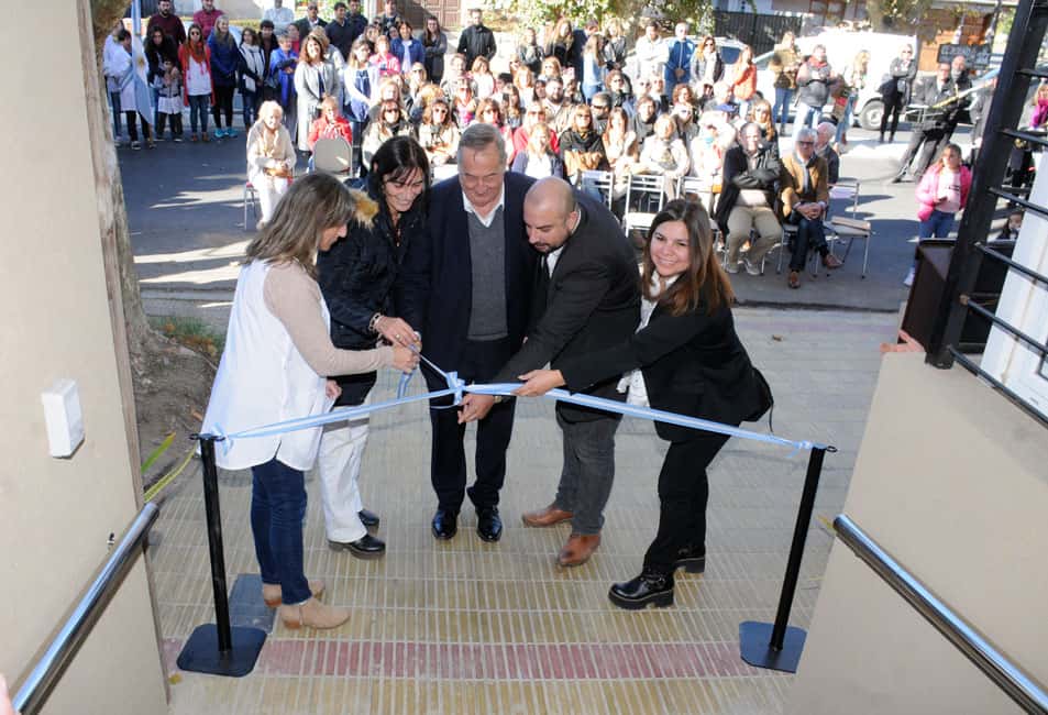 Luego de 57 años de espera, la Escuela de Educación Especial 502 inauguró su sede propia