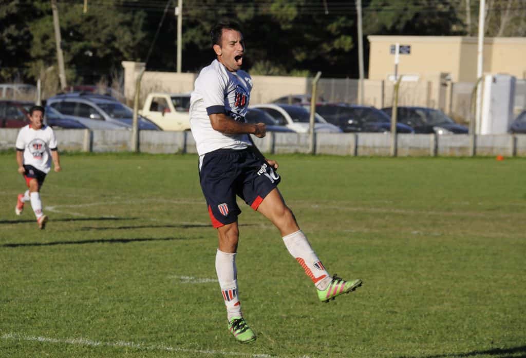 Independiente va a Vela y Ferro juega como local