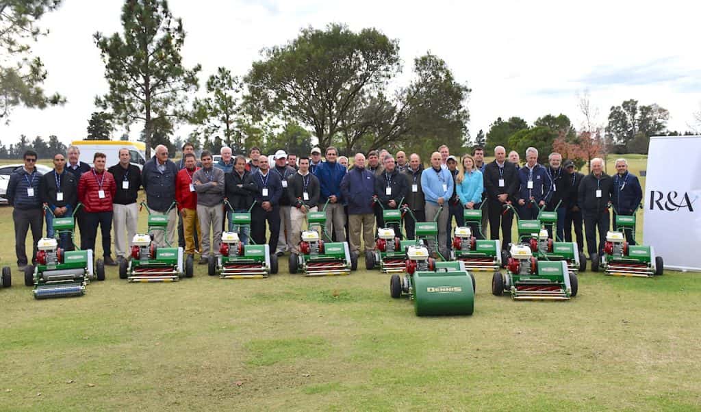 El Tandil Golf Club recibió  una donación de maquinaria
