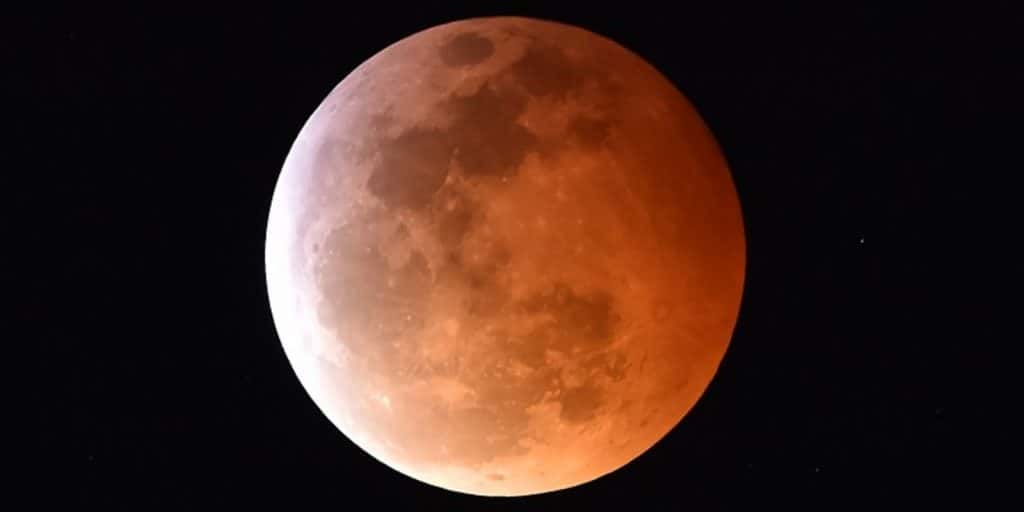 A qué hora será el eclipse lunar y cómo verlo desde Tandil