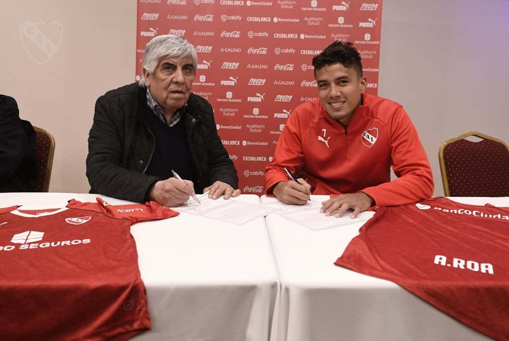 El colombiano Roa firmó contrato con Independiente