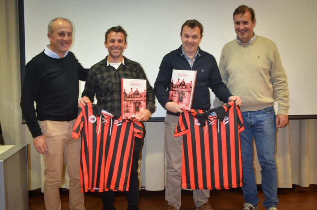 Bernardo Romeo y Martín Tassi brindaron una “charla de fútbol”