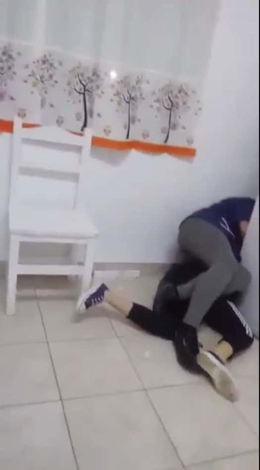 Se viralizó un video con escenas del maltrato a  una niña en un hogar de abrigo 
