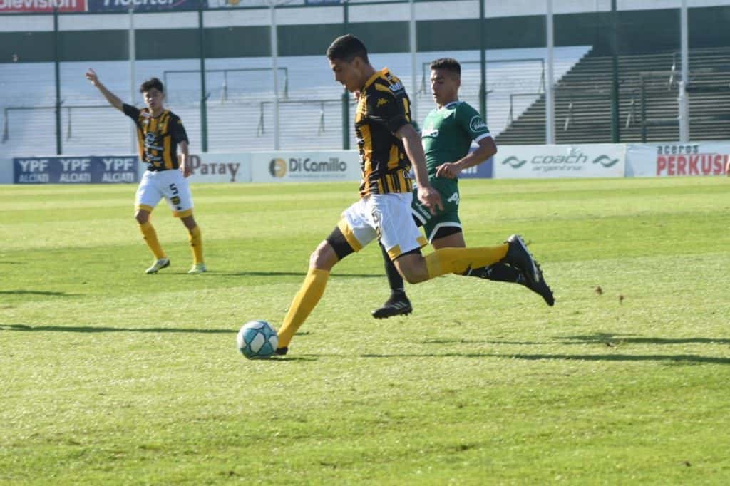 Santamarina abrió la temporada con un empate sin goles en Junín