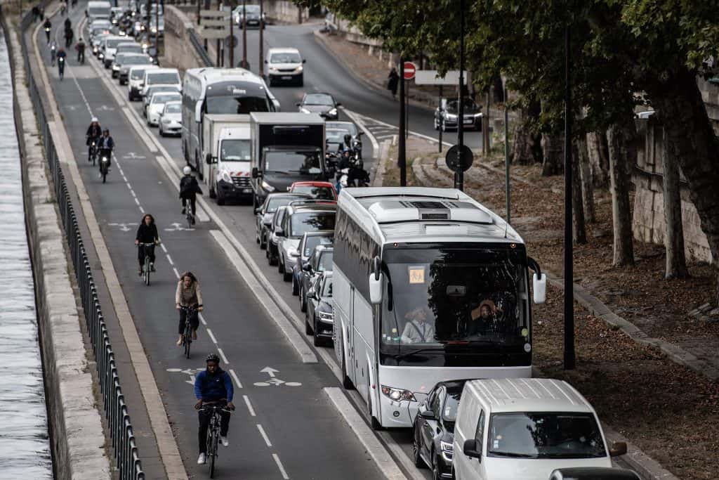 Una huelga de transporte en contra de la reforma de las pensiones colapsó a París