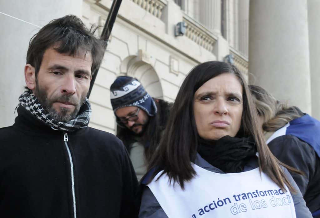 Los gremios docentes se suman al paro convocado por Ctera en repudio a lo ocurrido en Chubut