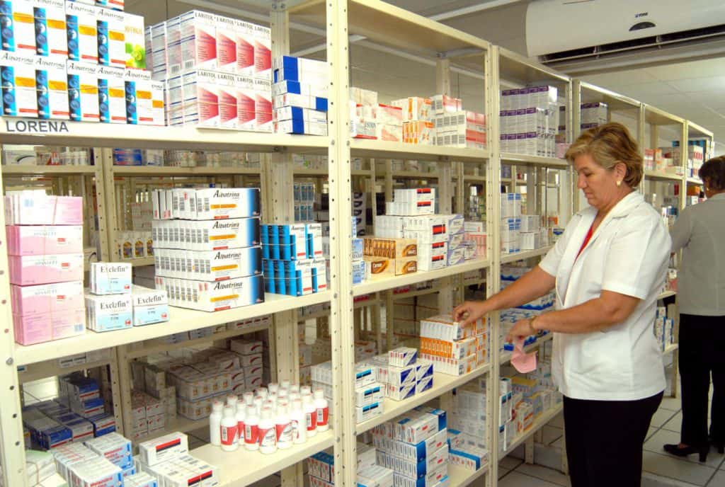Farmacéuticos bonaerenses denuncian al IOMA por demora en pago de medicamentos