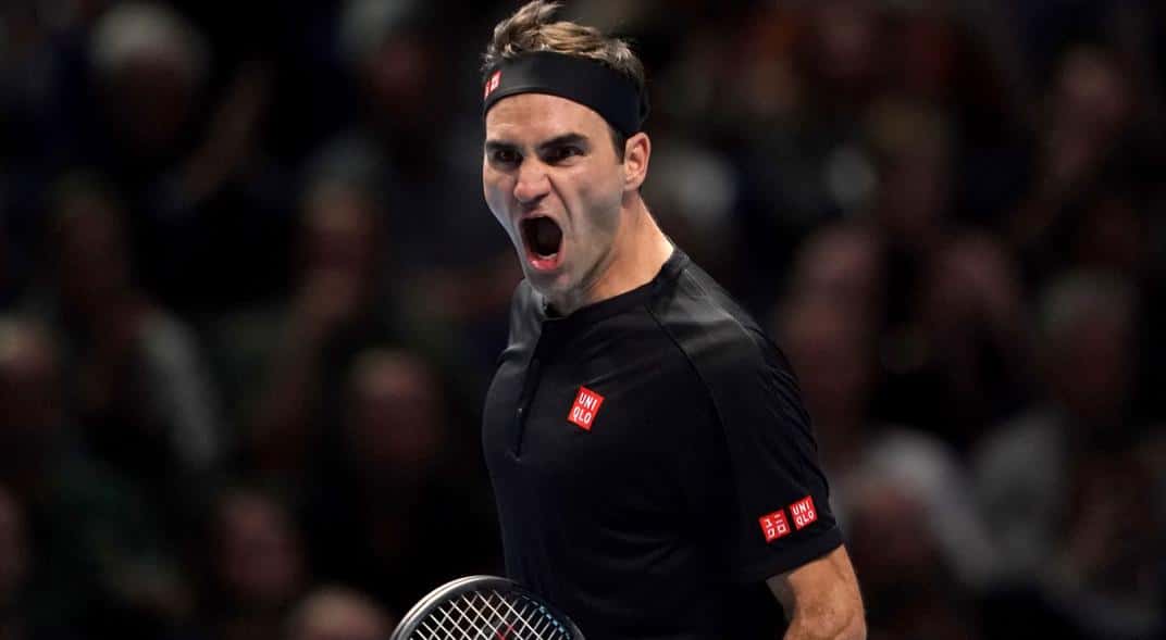 Federer pasó a semis derrotando a Djokovic