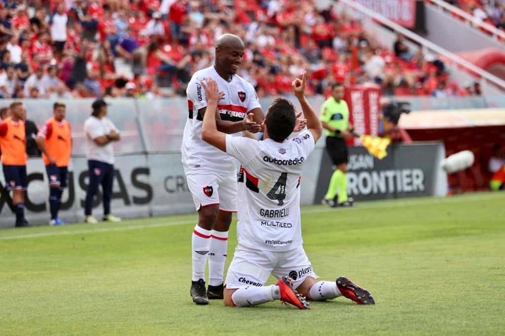 Newell’s se aprovechó de  un Independiente en crisis