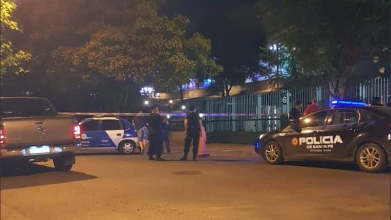 Muere baleado en la cabeza un hombre en el casino de Rosario y sospechan de otro ataque mafioso