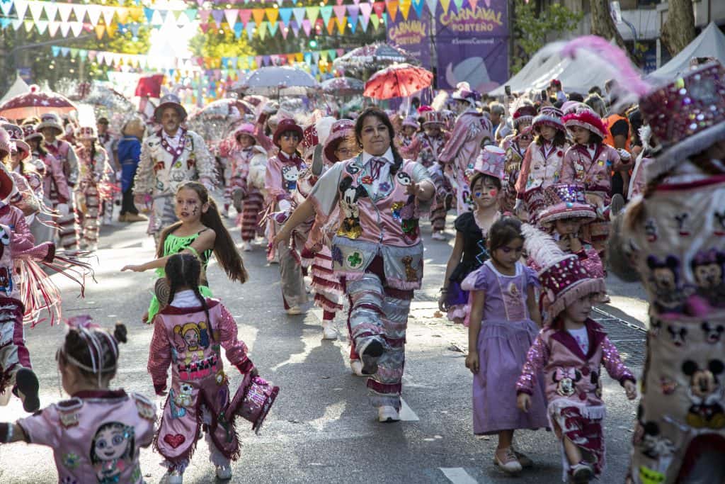 Miles de personas disfrutaron del cierre del Carnaval porteño
