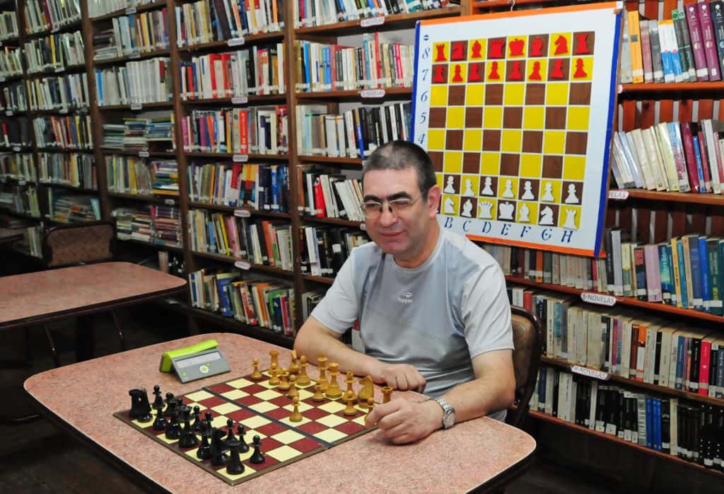 Albino Bianchi, la vida en sesenta y cuatro escaques