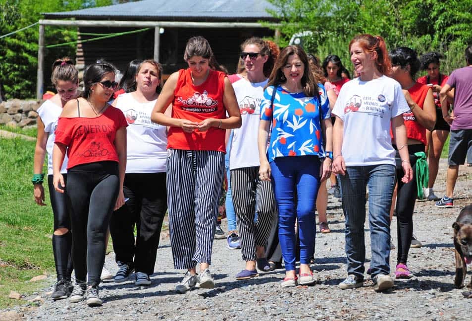 Las mujeres de Villa Cordobita resisten al olvido y reclaman mejores condiciones para el barrio