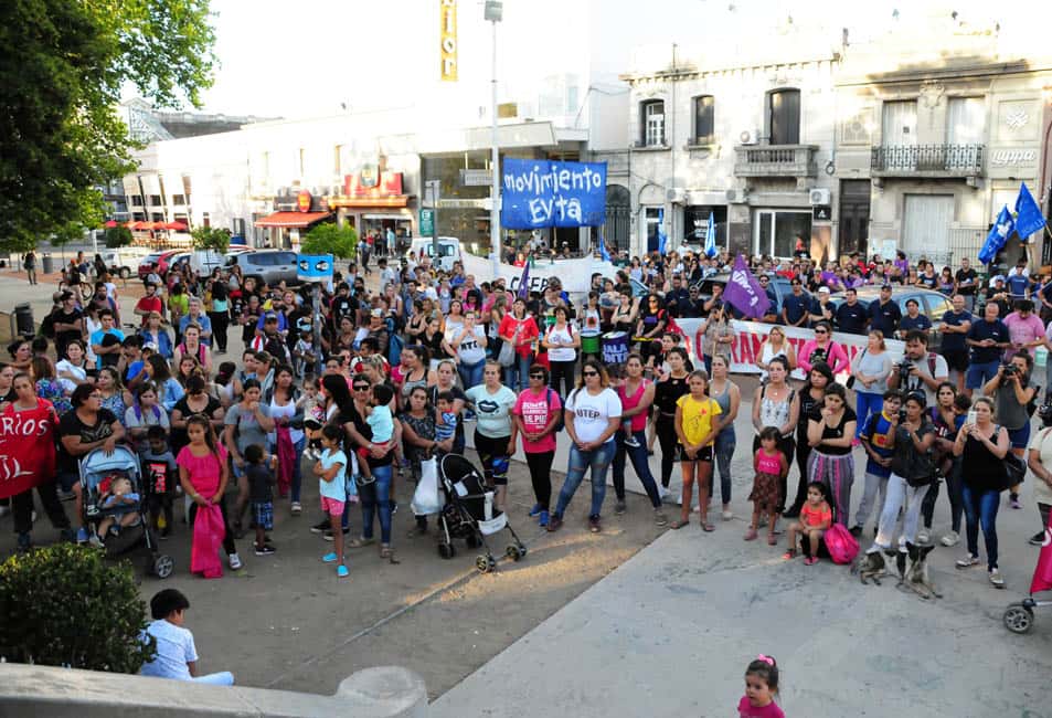 Organizaciones sociales marcharon en contra de la visita del FMI
