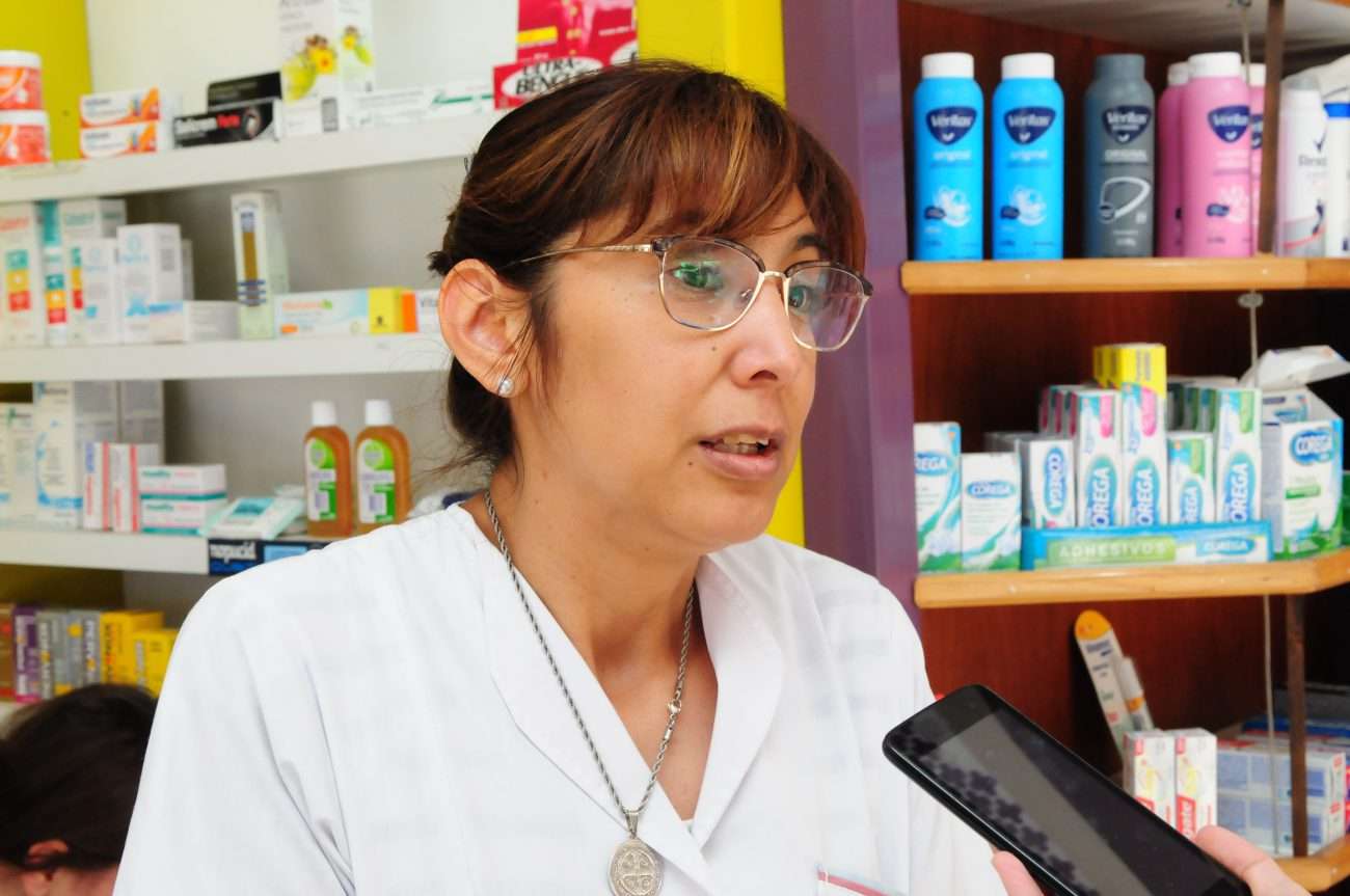 La alarma por la pandemia generó desabastecimiento de alcohol en gel en las farmacias