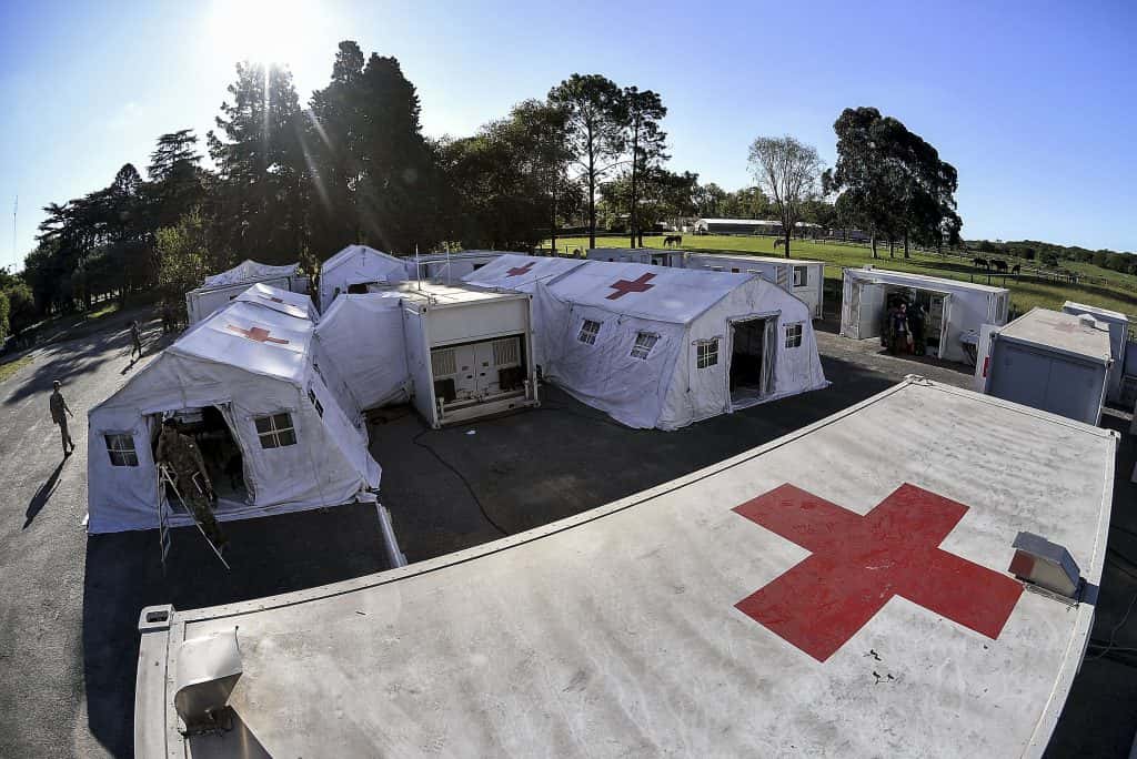 El Ejército monta un hospital reubicable para ampliar la capacidad de atención