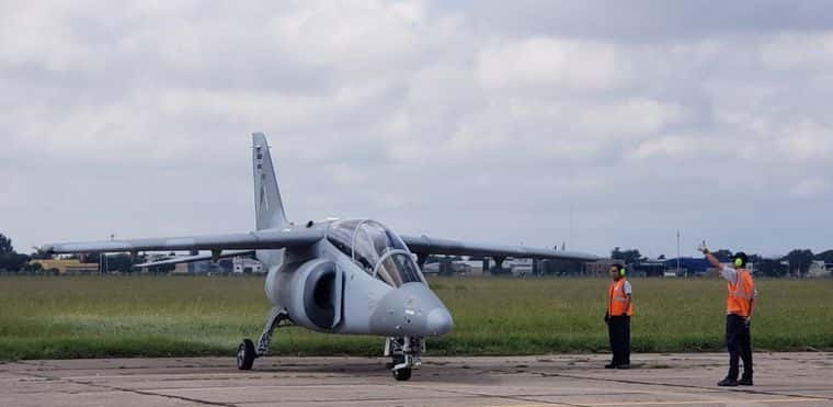 Entregaron un nuevo avión Pampa III a la VI Brigada Aérea de Tandil