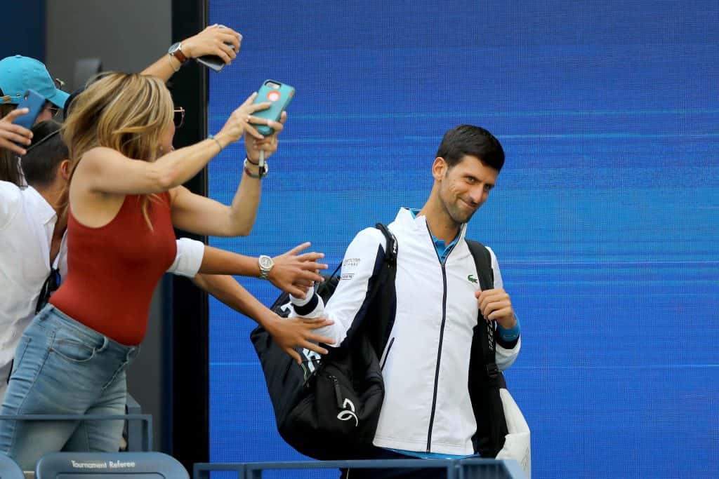 Djokovic donó un millón de euros en Serbia