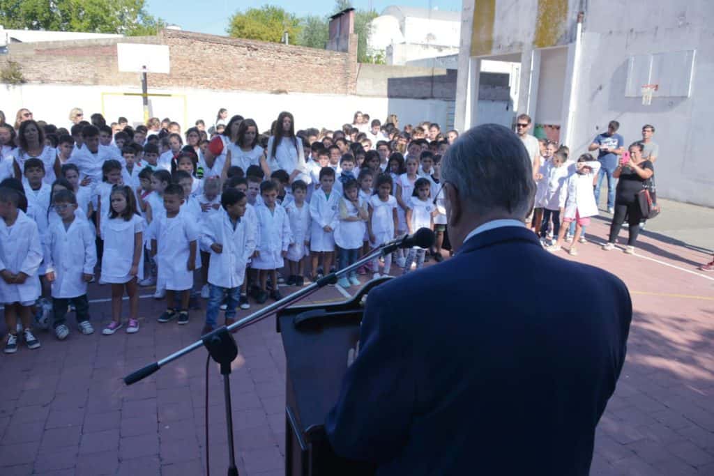 Con la presencia de autoridades municipales y regionales, la Escuela N°1 realizó el acto de inicio de ciclo lectivo