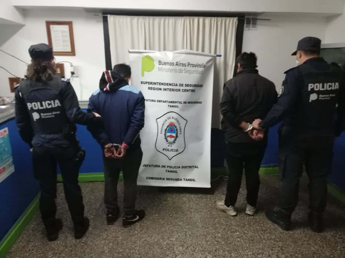 La Policía detuvo a los autores  de un robo en Cerro Leones
