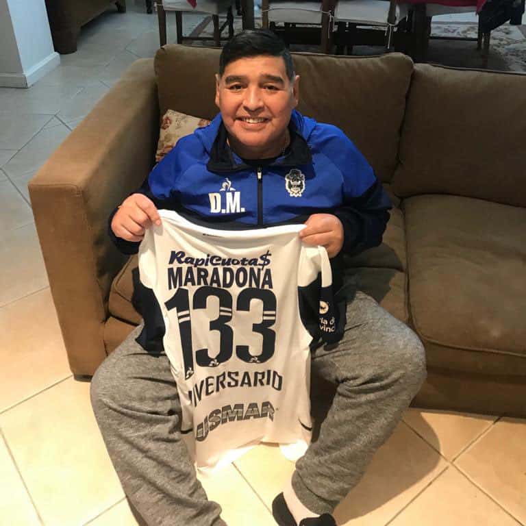 Maradona y Gimnasia, unidos hasta fines de ‘21