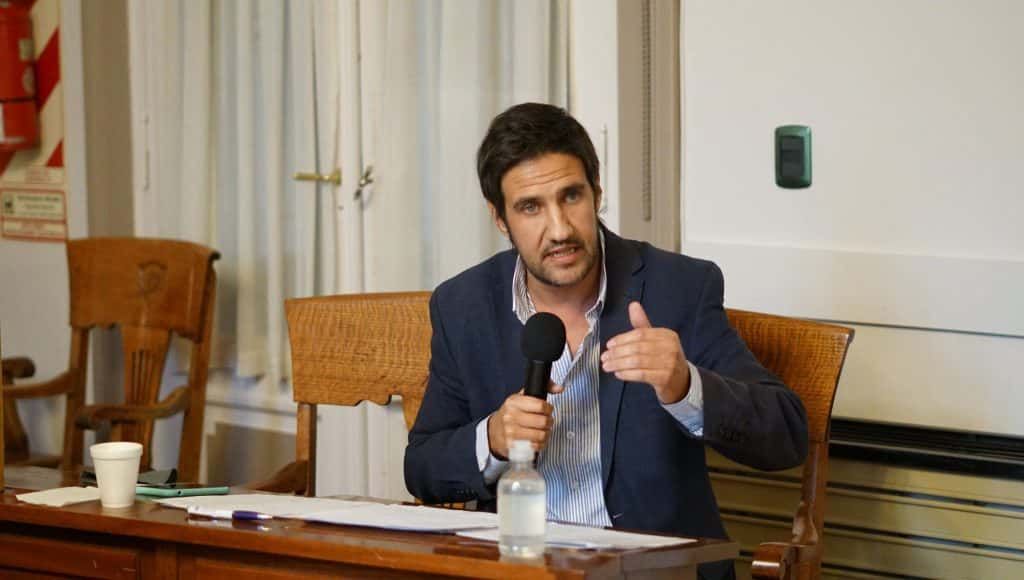Grasso fue designado como representante del deliberativo en el Consejo de Niñez/Cosas que pasan