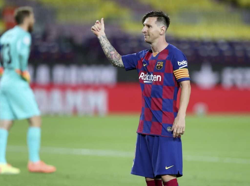 Messi llegó al gol 700,  pero Barcelona se complicó