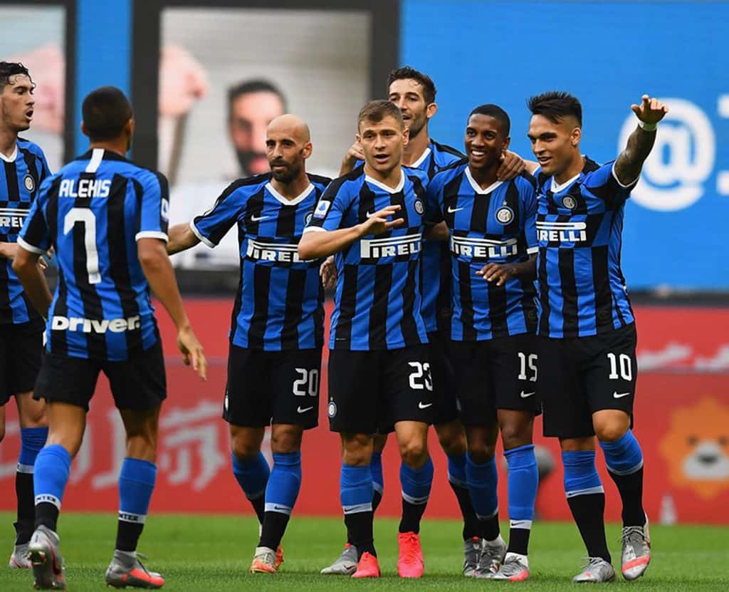 Inter le hizo seis goles a Brescia