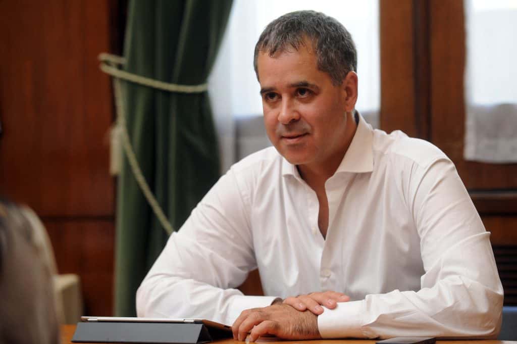 El “Topo” Rodríguez votaría el impuesto a la riqueza si  los recursos van a las pymes