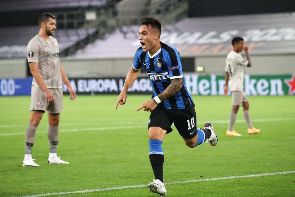Inter pasó a la final con dos de Lautaro Martínez