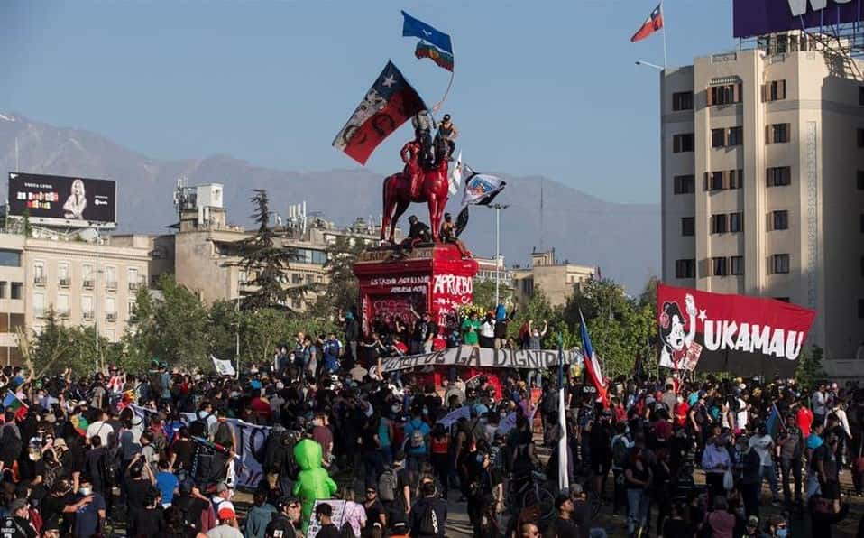 Primer aniversario de las protestas sociales en Santiago de Chile