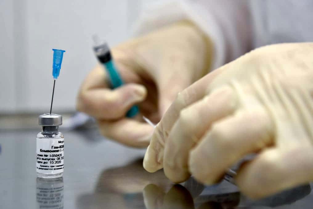 El gobierno ratificó que llegará el próximo miércoles 23 la vacuna rusa