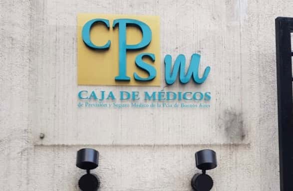 Piden convocar a elecciones para renovación de autoridades de Caja de Médicos